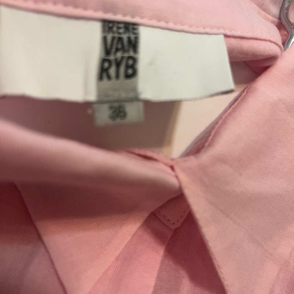 Pink lightweight top - Picture 3 of 5